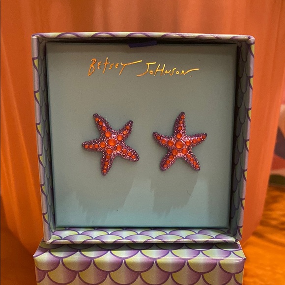 Betsey Johnson Starfish Earrings - Picture 3 of 6